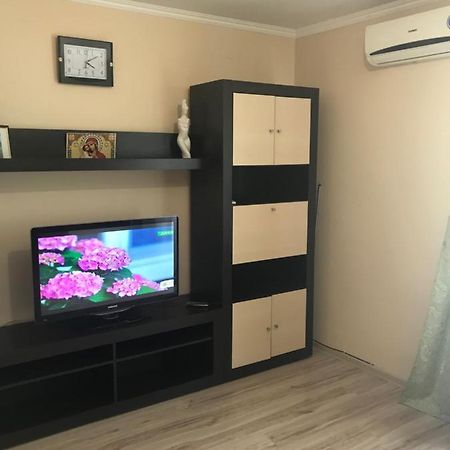 1 Комнатная Квартира Berehove  Esterno foto
